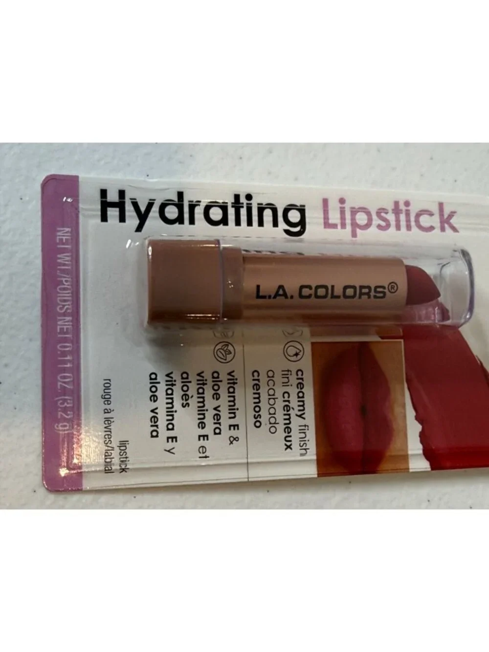 LA Colors Hydrating Lipstick Smitten C62152 Creamy Vitamin E Aloe